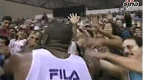 1998年NBA明星队VS中国男篮 魔术师PK胡卫东